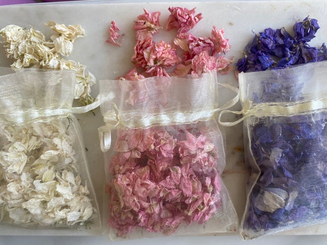 Wedding flower Confetti. It's raining flowers! Bulk box of gorgeous dried  flowers!